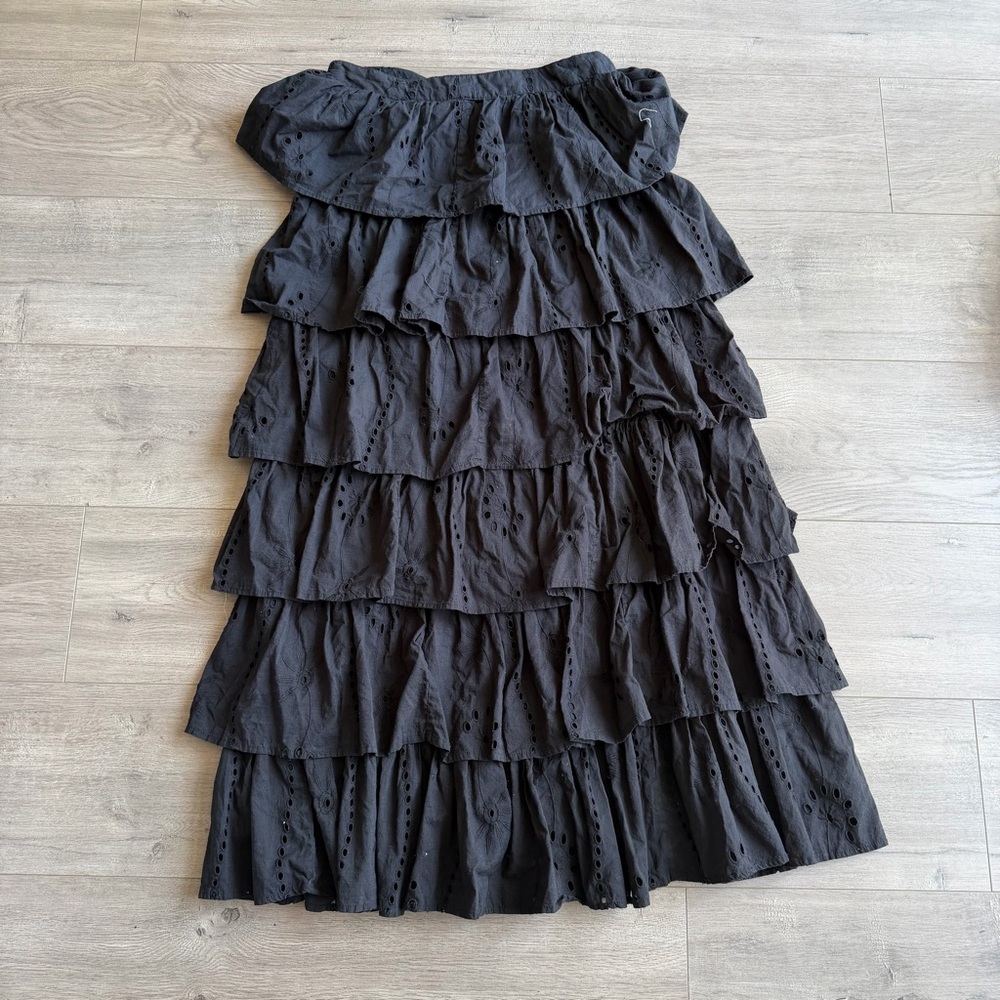 Forever that Girl tiered eyelet ruffle maxi skirt - size medium - black